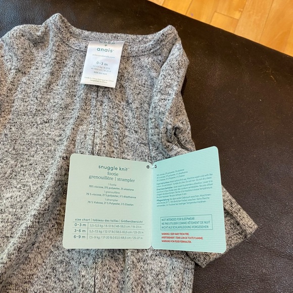 Set of 3 soft baby footies new with tags - Picture 4 of 6